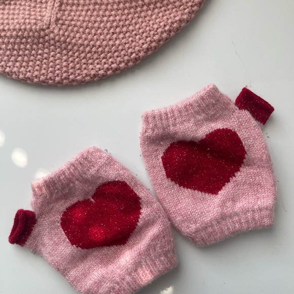 100% Cashmere Kids Fingerless Mittens – Made in Scotland (1–3 Yrs) - Picture 1 of 3